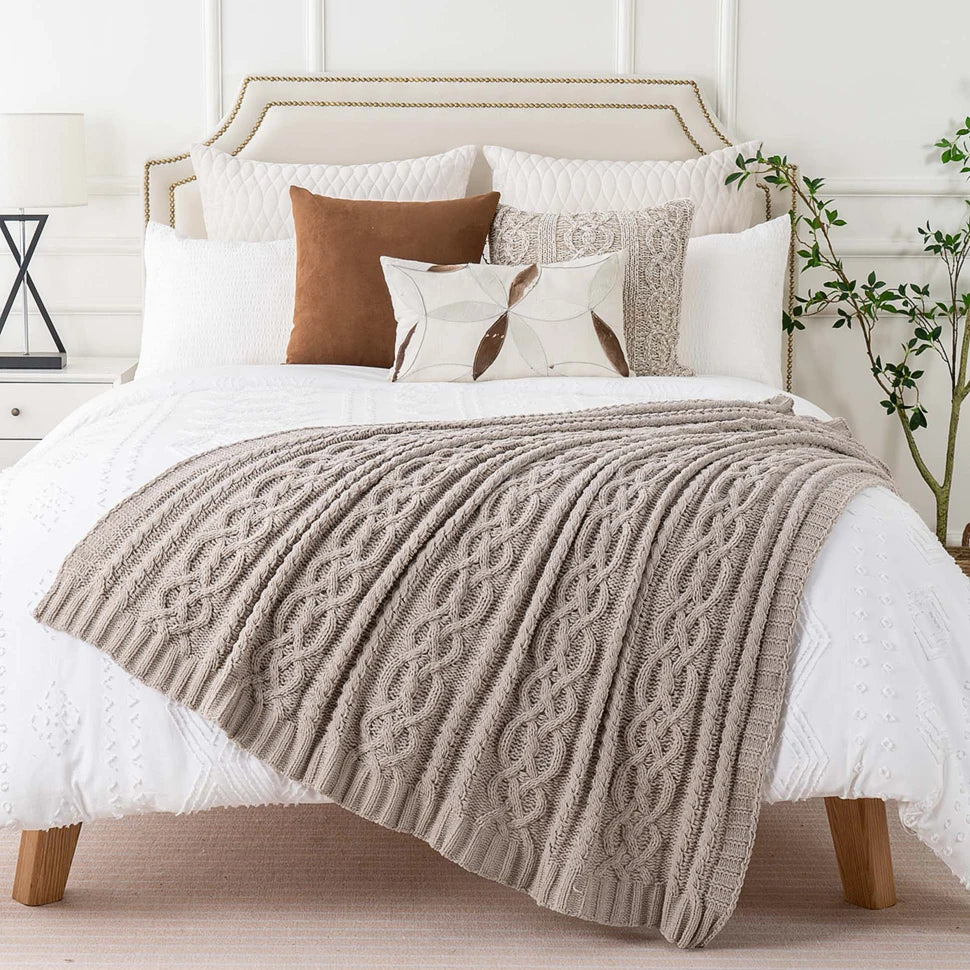 Cozy Premium Soft Woven Throw-Blanket